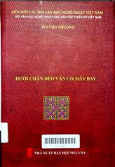 Dưới chân đèo vẫn có mây bay